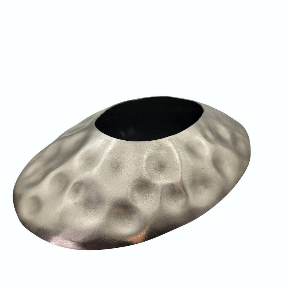 Hammered Aluminum Low Profile Planter - Picture 4 of 4
